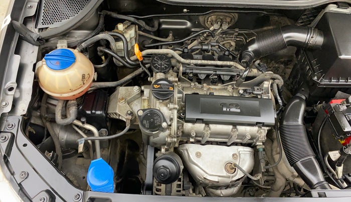 2012 Volkswagen Polo COMFORTLINE 1.2L PETROL, Petrol, Manual, 65,390 km, Engine View - Right