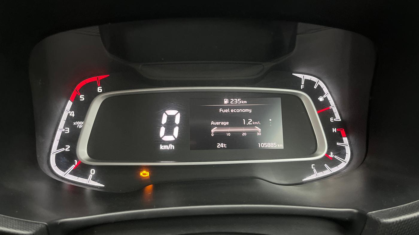 2022 KIA SONET GTX PLUS 1.5, Diesel, Manual, 1,05,885 km, Odometer Image