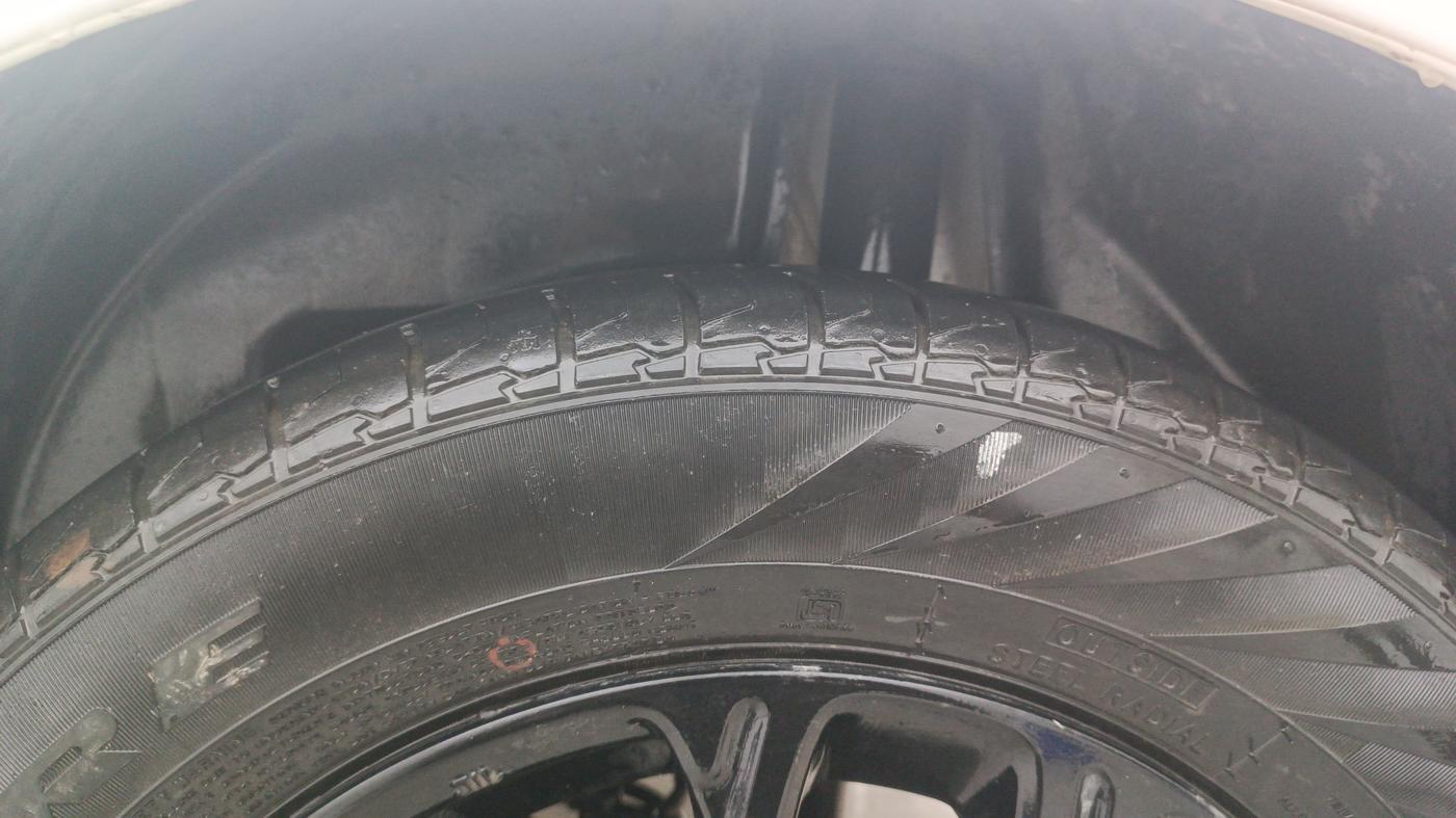 2024 Maruti Swift ZXi Plus, Petrol, Manual, 94,539 km, Left Rear Tyre Tread