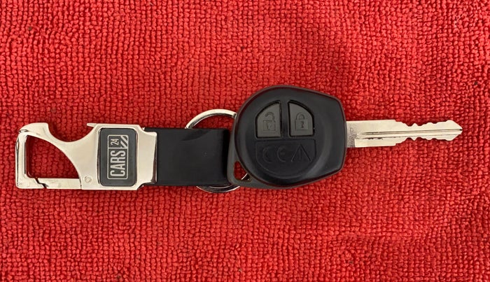 2021 Maruti Vitara Brezza LXI, Petrol, Manual, 5,091 km, Key Close Up