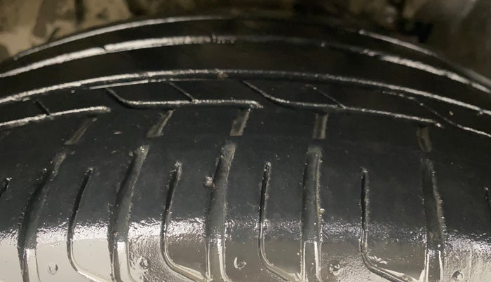 2017 Tata NEXON XZ PLUS PETROL, Petrol, Manual, 47,307 km, Right Front Tyre Tread