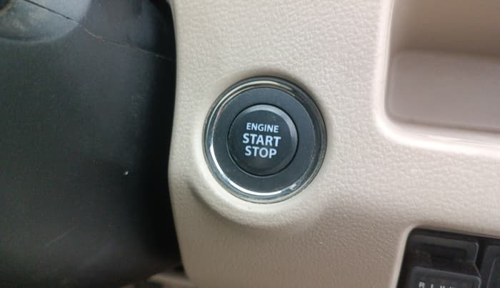 2017 Maruti Ciaz ALPHA  AT 1.4  PETROL, CNG, Automatic, 91,133 km, Keyless Start/ Stop Button