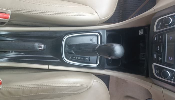 2017 Maruti Ciaz ALPHA  AT 1.4  PETROL, CNG, Automatic, 91,133 km, Gear Lever