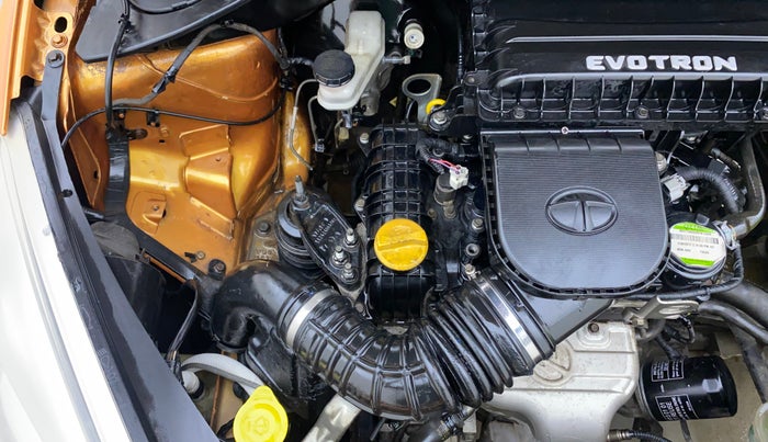 2017 Tata Tiago XT PETROL, Petrol, Manual, 94,455 km, Engine View - Right