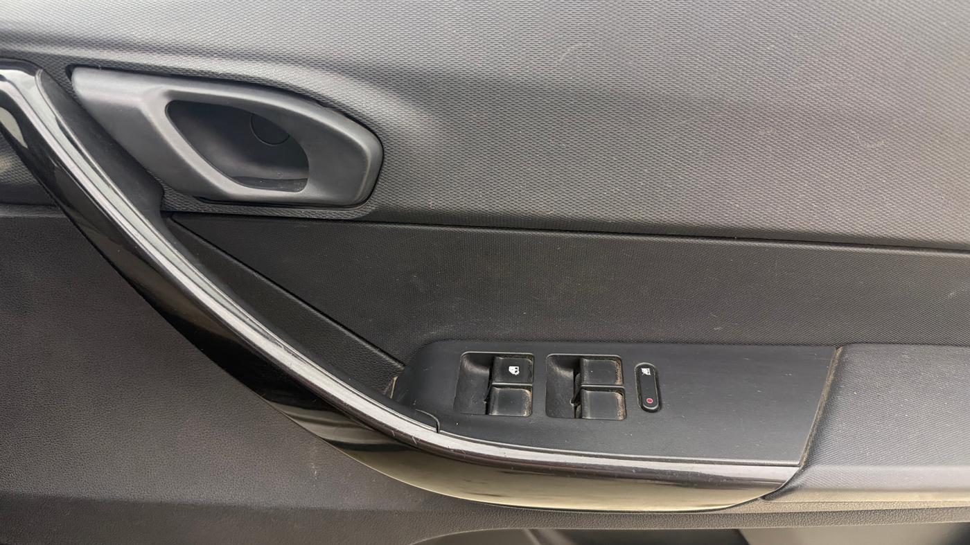 2019 Tata TIAGO NRG PETROL, Petrol, Manual, 58,847 km, Driver Side Door Panels Control