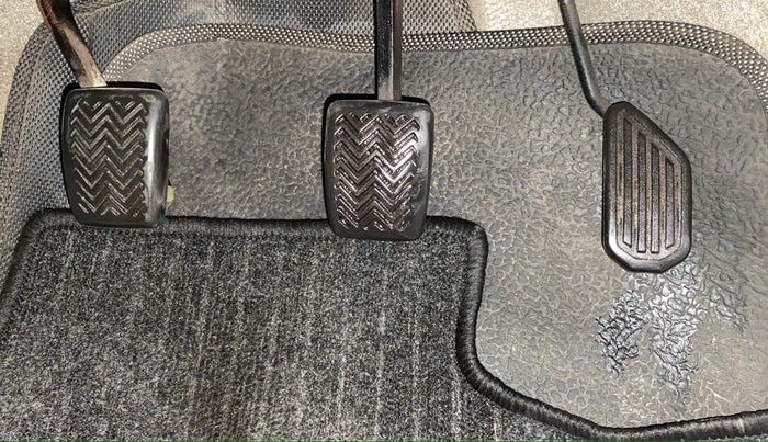 2014 Toyota Etios G, Petrol, Manual, 71,717 km, Pedals