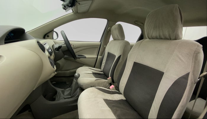 2014 Toyota Etios G, Petrol, Manual, 71,717 km, Right Side Front Door Cabin