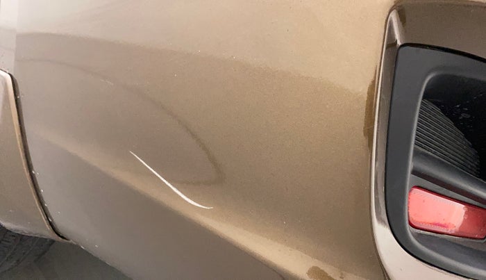 2017 Maruti Ciaz ZDI+ SHVS, Diesel, Manual, 89,086 km, Rear bumper - Minor scratches