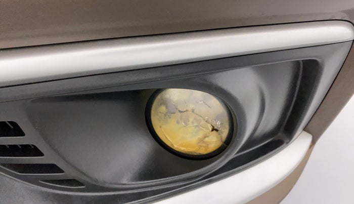 2017 Maruti Ciaz ZDI+ SHVS, Diesel, Manual, 89,086 km, Left fog light - Minor damage