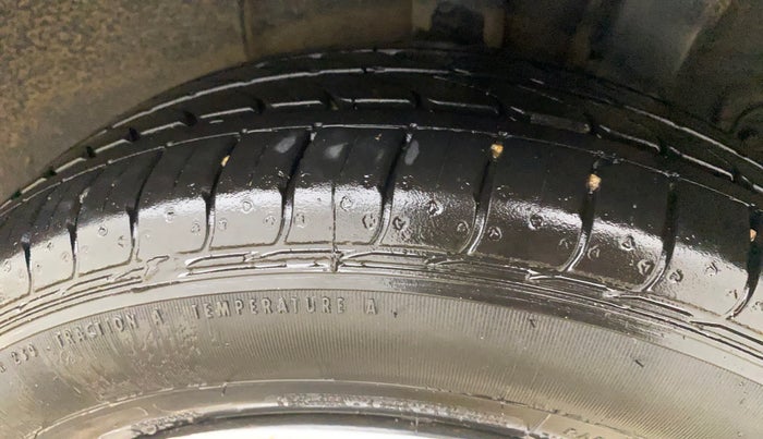 2018 Hyundai Grand i10 SPORTZ 1.2 KAPPA VTVT, Petrol, Manual, 69,319 km, Left Rear Tyre Tread