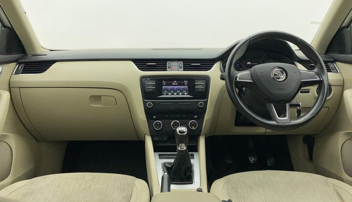 2016 Skoda Octavia AMBITION 1.4 TSI, Petrol, Manual, 12,345 km, Dashboard