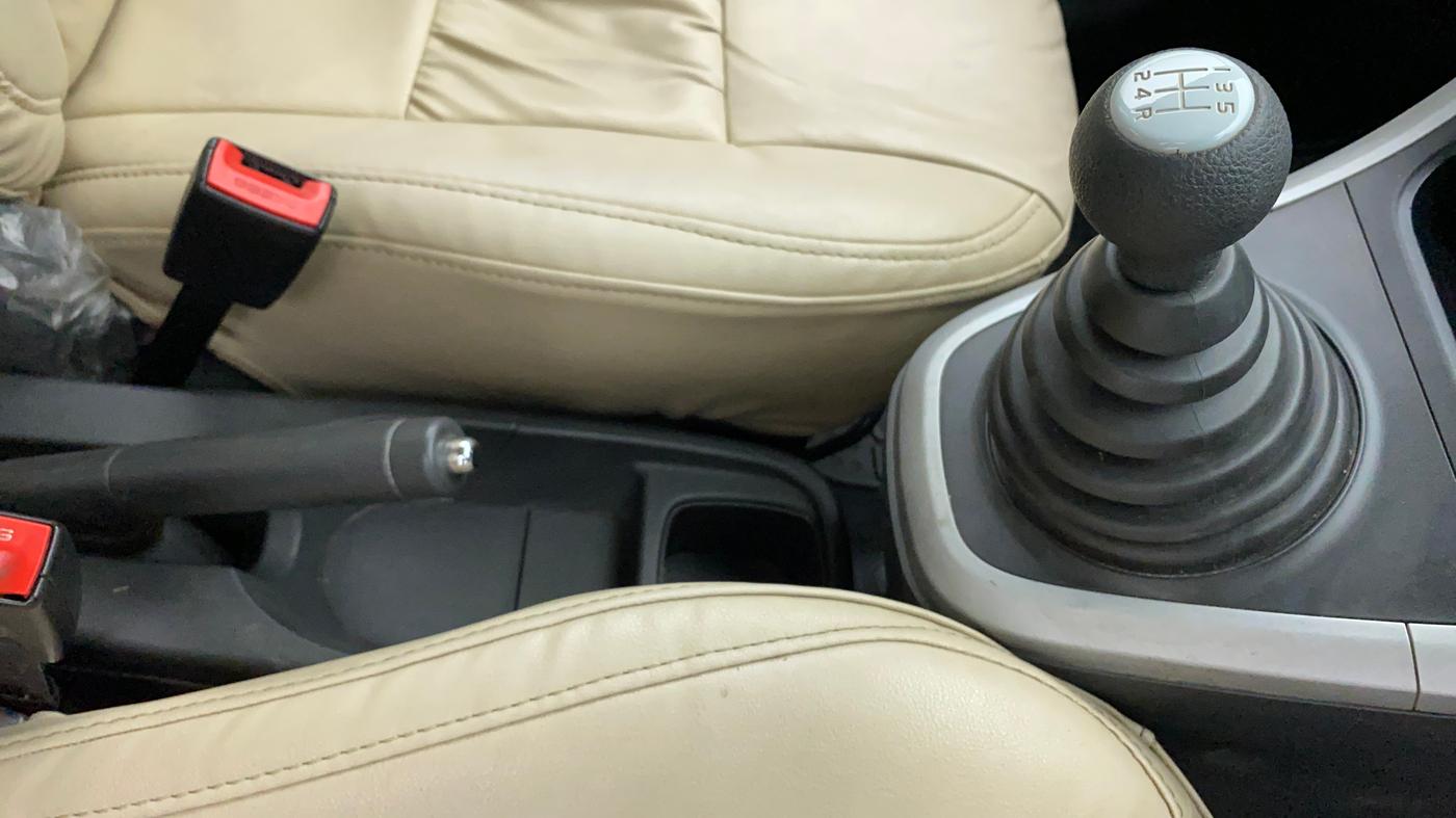 2012 Maruti Ritz VXI, CNG, Manual, 42,582 km, Gear Lever