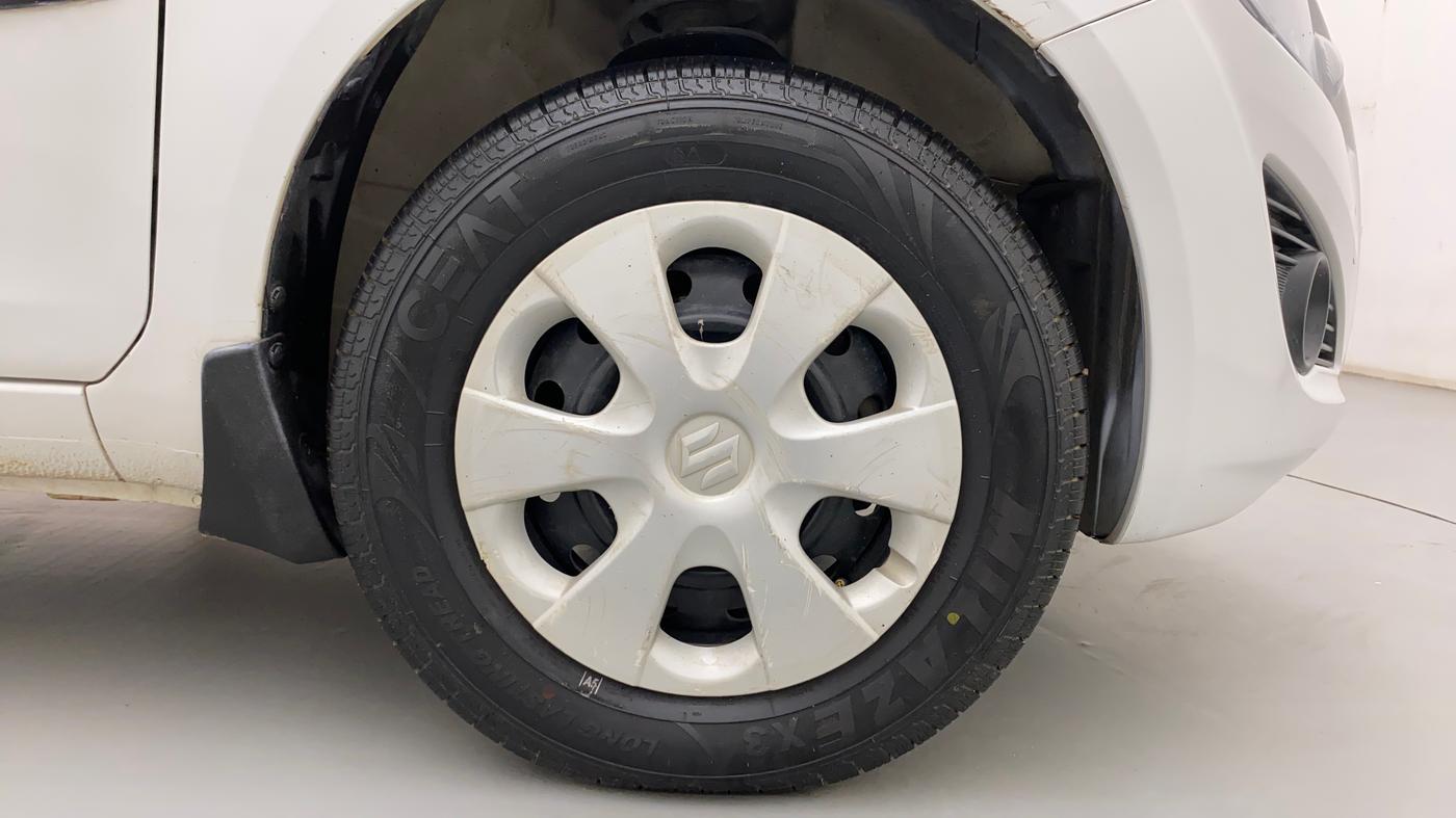 2012 Maruti Ritz VXI, CNG, Manual, 42,582 km, Right Front Wheel