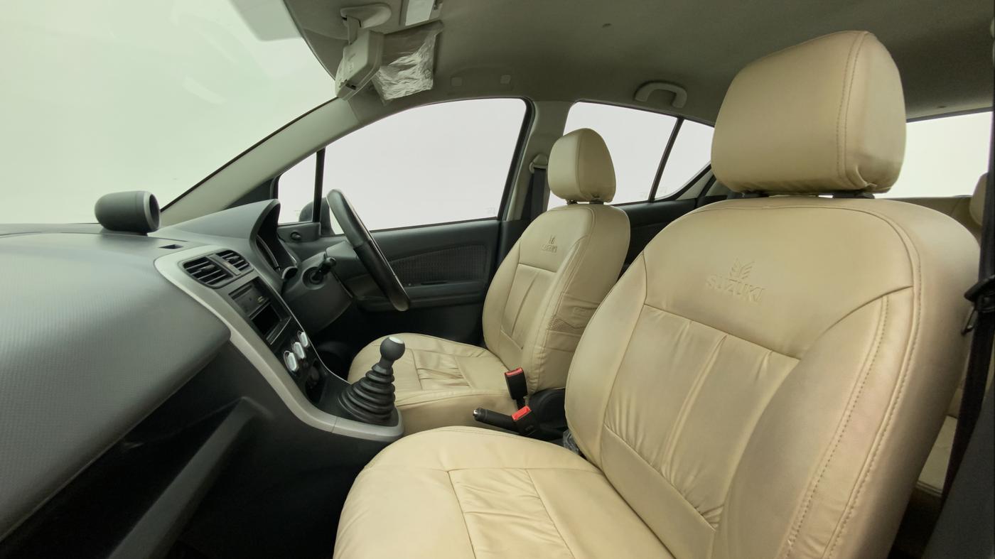 2012 Maruti Ritz VXI, CNG, Manual, 42,582 km, Right Side Front Door Cabin