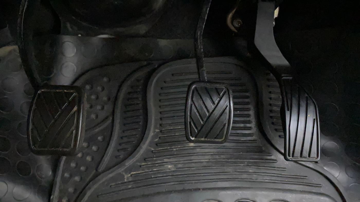 2012 Maruti Ritz VXI, CNG, Manual, 42,582 km, Pedals