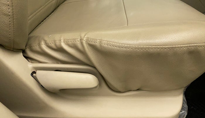 2017 Maruti Ertiga VXI CNG, CNG, Manual, 37,811 km, Driver Side Adjustment Panel