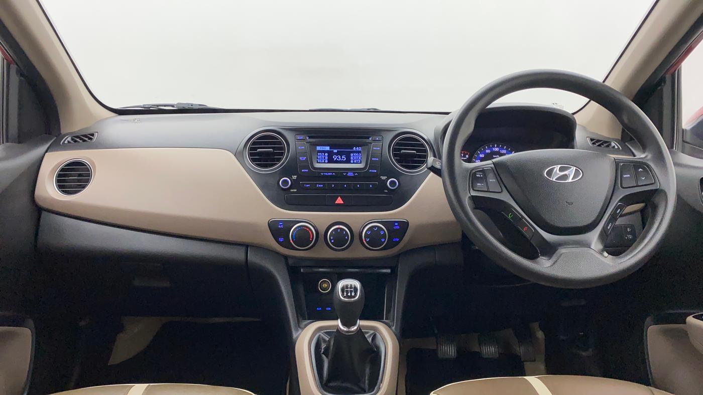2014 Hyundai Xcent S 1.2, Petrol, Manual, 1,04,556 km, Dashboard