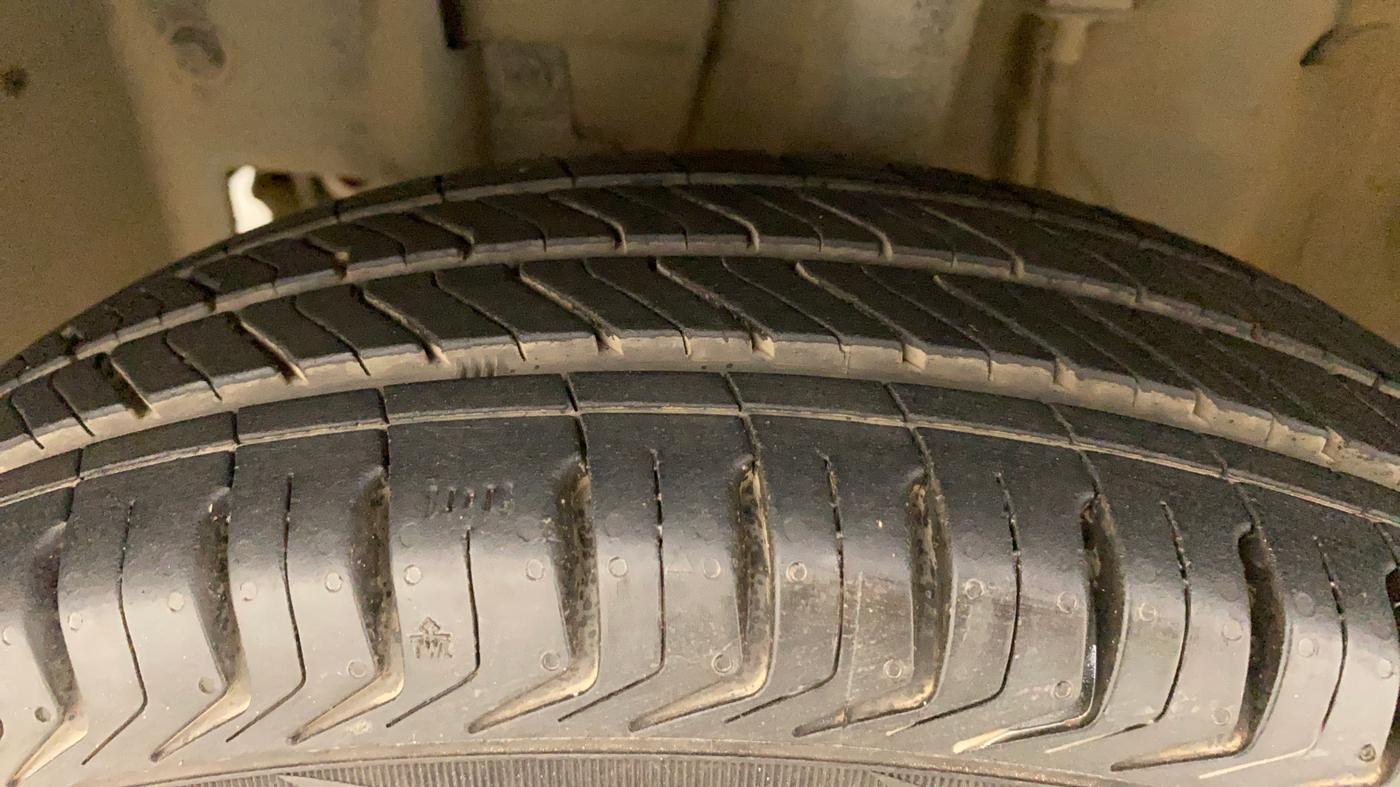 2015 Datsun Go Plus T, Petrol, Manual, 67,681 km, Left Front Tyre Tread