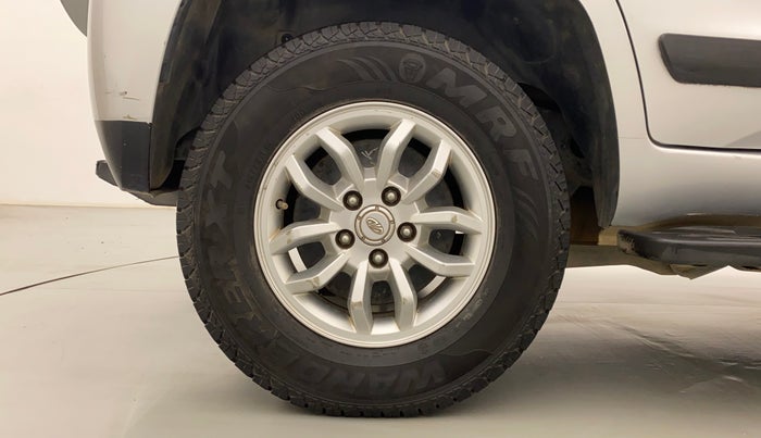 2018 Mahindra TUV300 T8, Diesel, Manual, 95,825 km, Right Rear Wheel