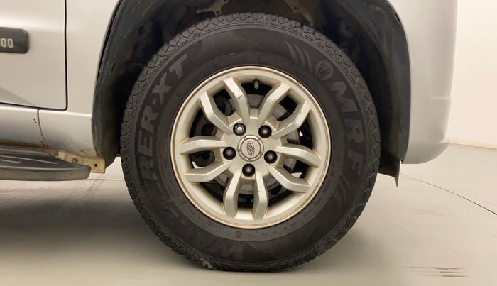 2018 Mahindra TUV300 T8, Diesel, Manual, 95,825 km, Right Front Wheel