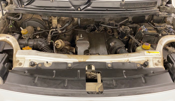 2018 Mahindra TUV300 T8, Diesel, Manual, 95,825 km, Open Bonet