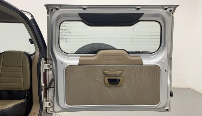 2018 Mahindra TUV300 T8, Diesel, Manual, 95,825 km, Boot Door Open