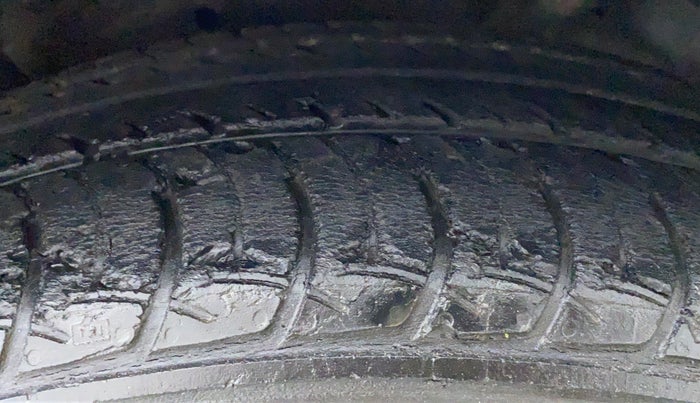 2015 Maruti Celerio VXI AGS, Petrol, Automatic, 44,532 km, Right Rear Tyre Tread