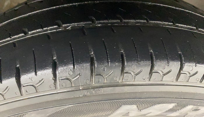 2018 Maruti Alto 800 LXI O, Petrol, Manual, 53,188 km, Right Front Tyre Tread