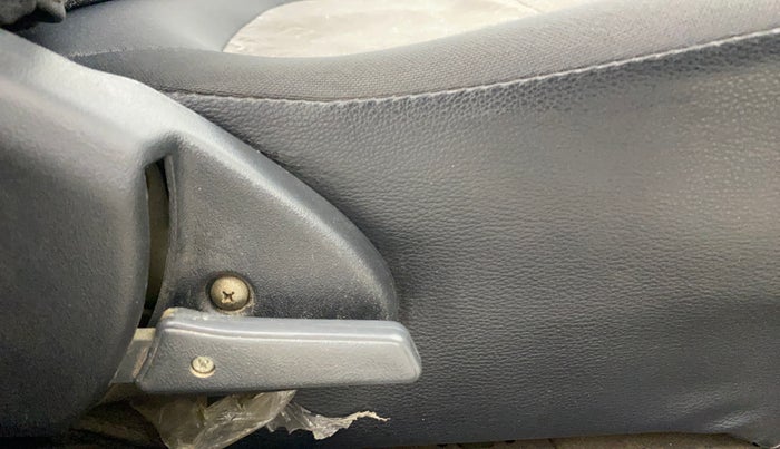 2018 Maruti Alto 800 LXI O, Petrol, Manual, 53,188 km, Driver Side Adjustment Panel