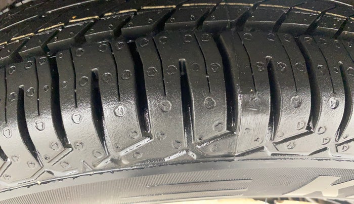 2018 Maruti Alto 800 LXI O, Petrol, Manual, 53,188 km, Left Rear Tyre Tread