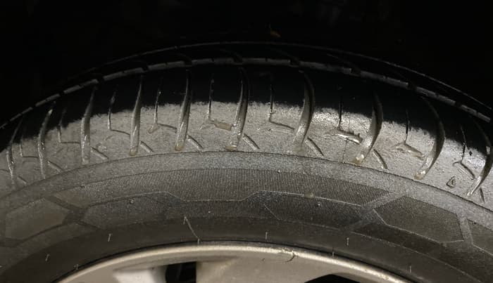 2018 Honda Amaze 1.2L I-VTEC V CVT, Petrol, Automatic, 60,525 km, Left Front Tyre Tread