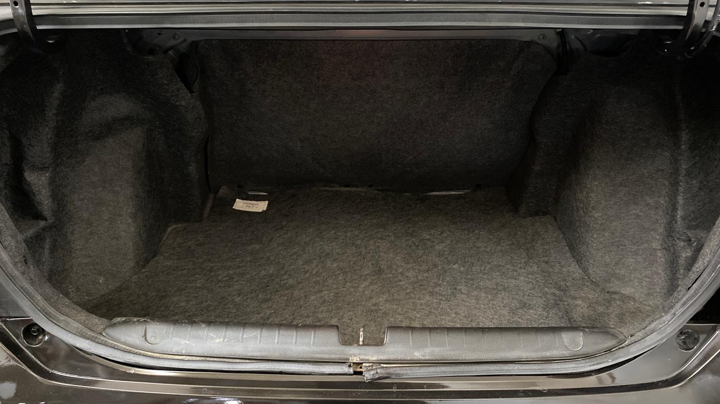 2018 Honda Amaze 1.2L I-VTEC V CVT, Petrol, Automatic, 60,442 km, Boot Inside