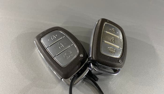 2014 Hyundai Xcent SX 1.2, Petrol, Manual, 73,994 km, Key Close Up