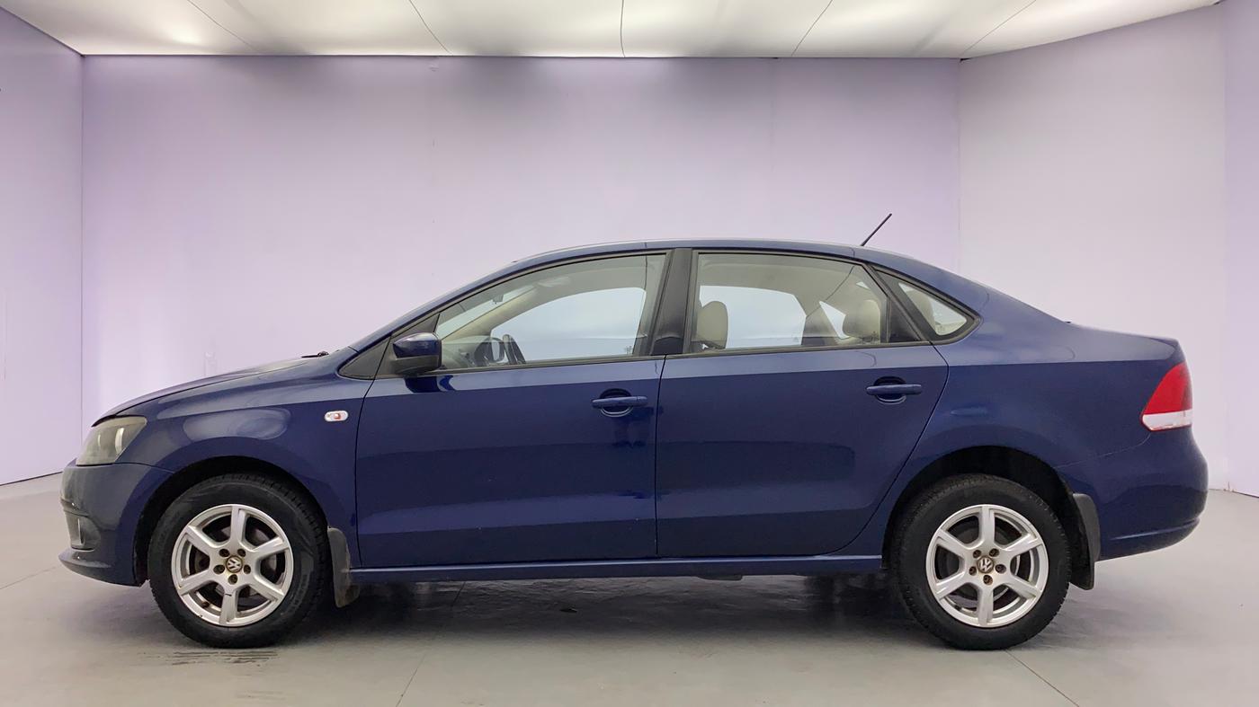 2014 Volkswagen Vento HIGHLINE 1.6 MPI, Petrol, Manual, 71,053 km, Left Side