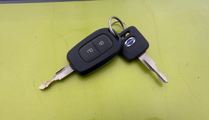 2018 Datsun Redi Go T(O) 1.0 AMT, Petrol, Automatic, 20,918 km, Key Close Up