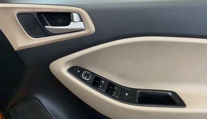 2018 Hyundai Elite i20 ASTA 1.2 (O), Petrol, Manual, 48,168 km, Driver Side Door Panels Control