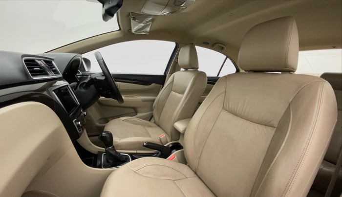2018 Maruti Ciaz ALPHA  AT 1.4  PETROL, Petrol, Automatic, 95,610 km, Right Side Front Door Cabin