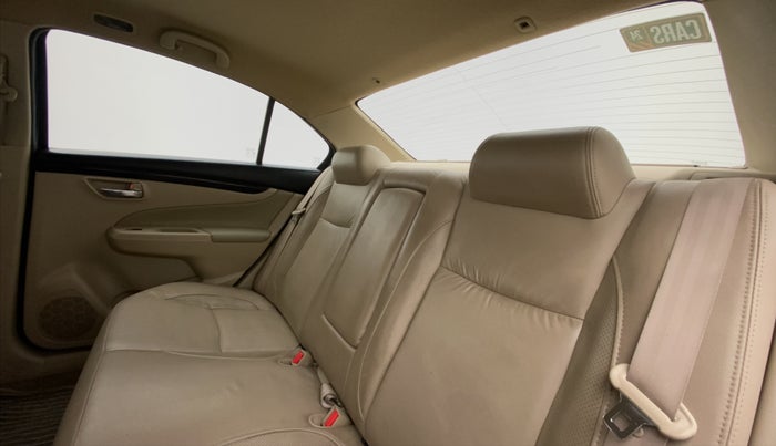 2018 Maruti Ciaz ALPHA  AT 1.4  PETROL, Petrol, Automatic, 95,610 km, Right Side Rear Door Cabin