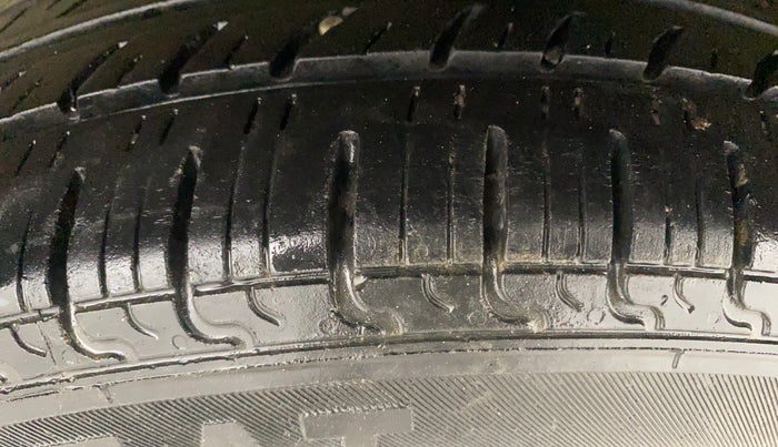 2018 Maruti Celerio VXI, Petrol, Manual, 78,706 km, Left Rear Tyre Tread