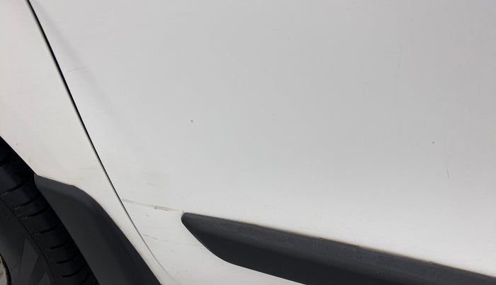 2021 Maruti New Wagon-R LXI CNG 1.0, CNG, Manual, 71,418 km, Front passenger door - Slightly dented