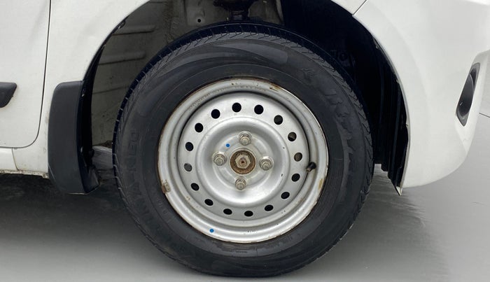 2021 Maruti New Wagon-R LXI CNG 1.0, CNG, Manual, 71,418 km, Right Front Wheel