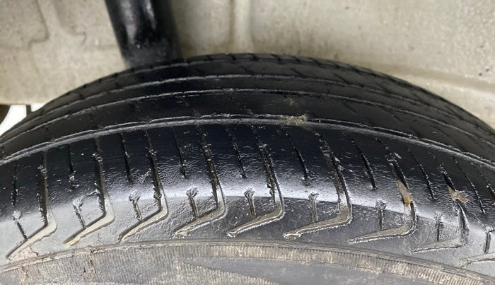 2021 Maruti New Wagon-R LXI CNG 1.0, CNG, Manual, 71,418 km, Right Rear Tyre Tread
