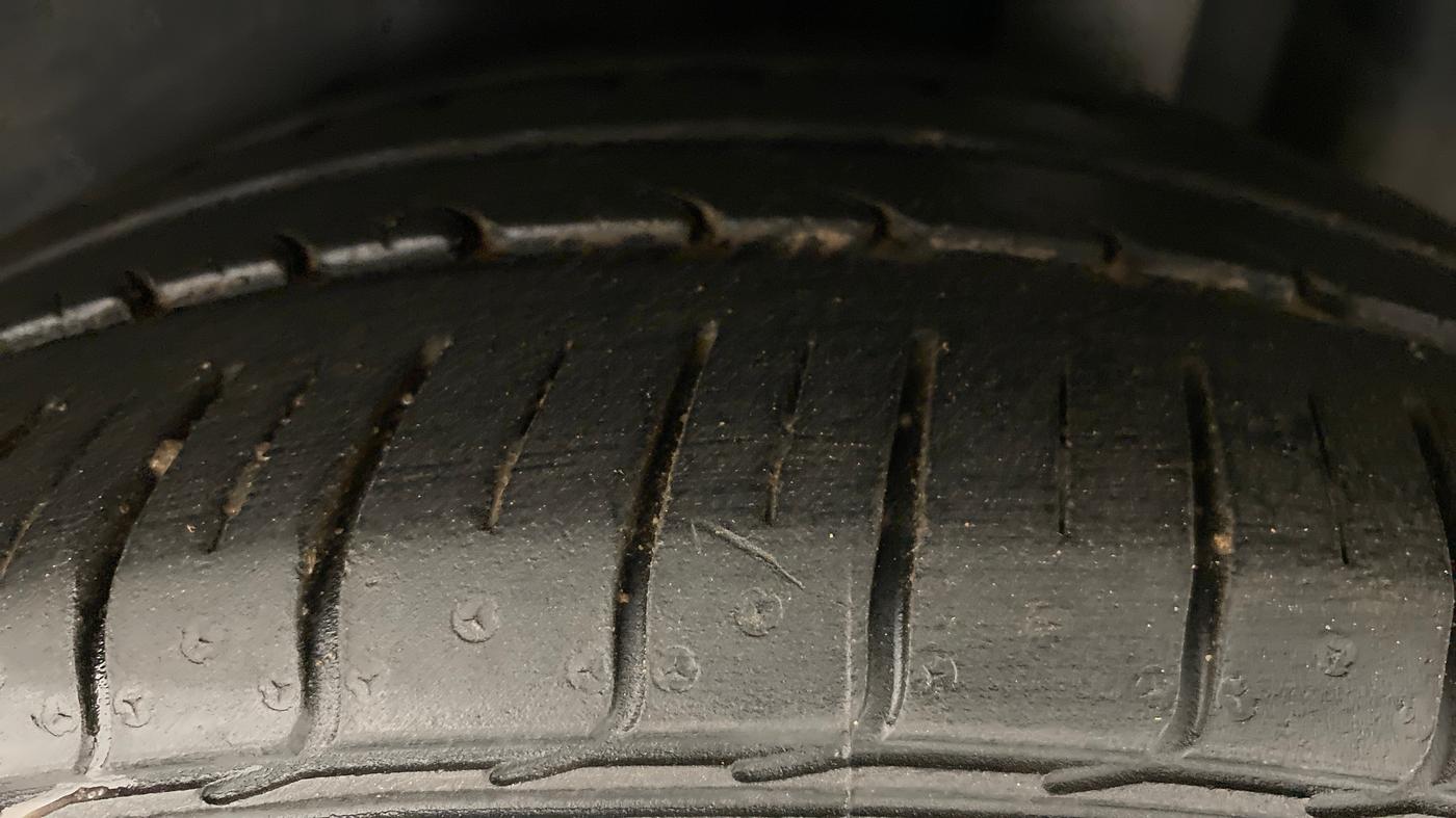 2018 Ford FREESTYLE TITANIUM PLUS 1.2 PETROL, Petrol, Manual, 32,473 km, Left Rear Tyre Tread