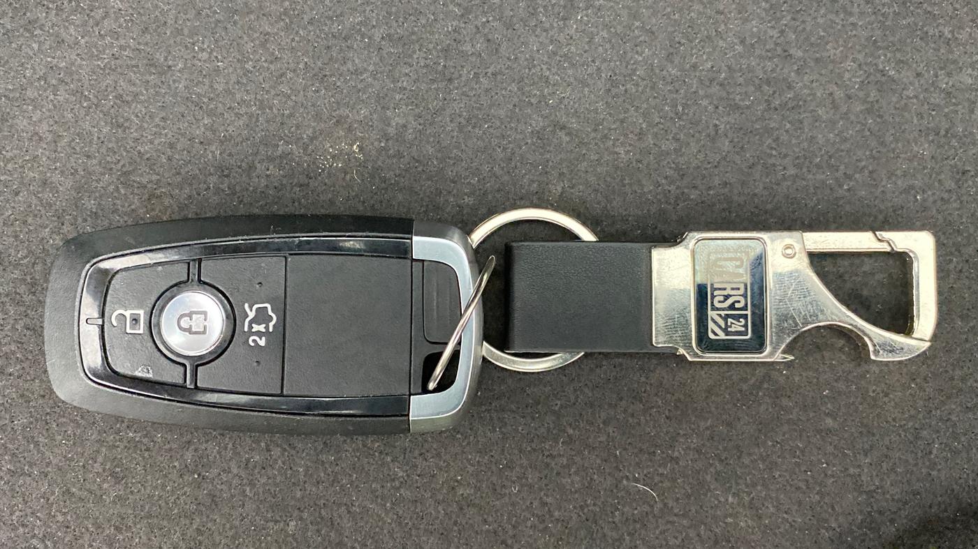 2018 Ford FREESTYLE TITANIUM PLUS 1.2 PETROL, Petrol, Manual, 32,473 km, Key Close Up