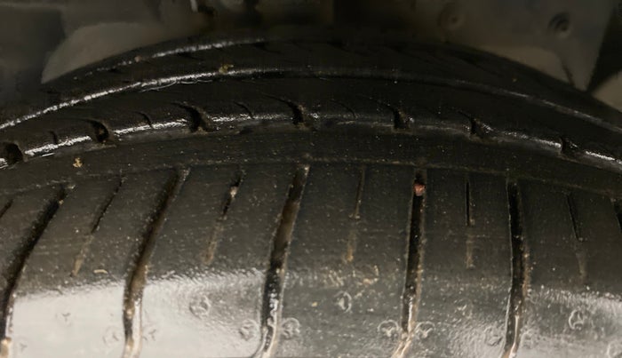 2018 Ford FREESTYLE TITANIUM PLUS 1.2 PETROL, Petrol, Manual, 32,473 km, Right Front Tyre Tread