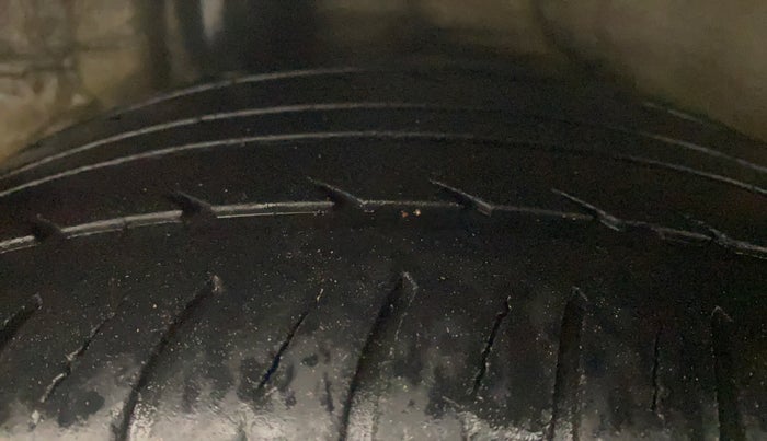 2018 Hyundai Verna 1.6 VTVT SX O, Petrol, Manual, 70,816 km, Right Rear Tyre Tread