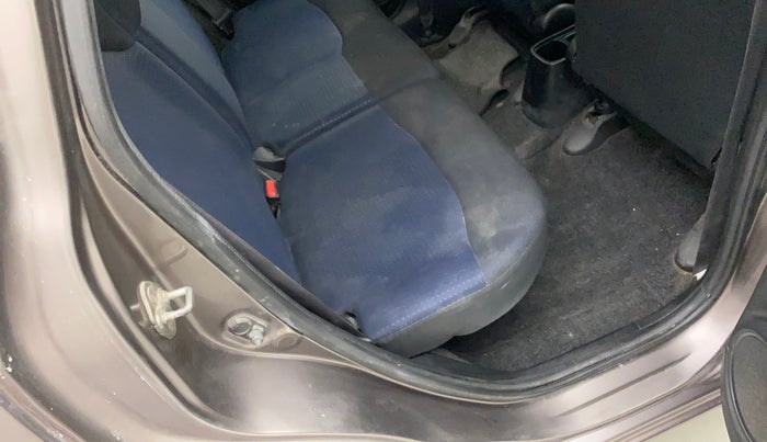2011 Honda Jazz 1.2L I-VTEC X, Petrol, Manual, 64,189 km, Right rear door - Beading has minor damage