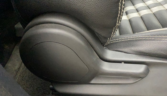 2021 Tata NEXON XM SUNROOF PETROL, Petrol, Manual, 55,017 km, Driver Side Adjustment Panel