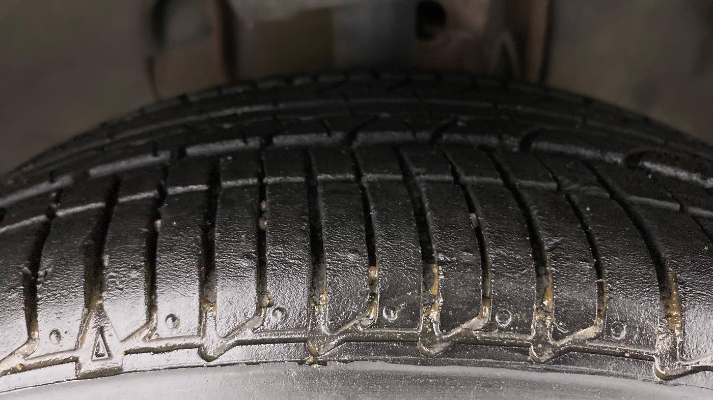 2021 Tata TIAGO NRG XZ MT, Petrol, Manual, 19,072 km, Right Front Tyre Tread
