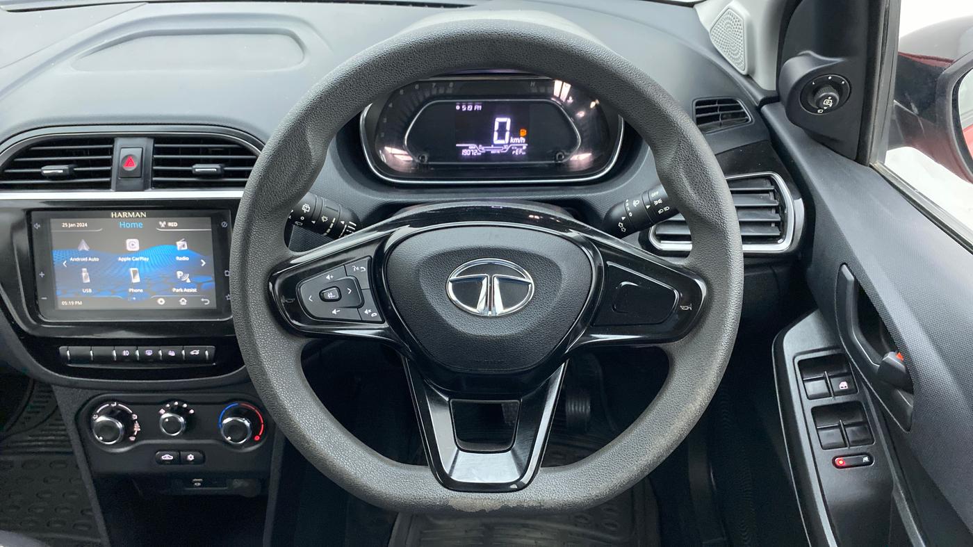 2021 Tata TIAGO NRG XZ MT, Petrol, Manual, 19,072 km, Steering Wheel Close Up